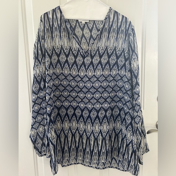Soft Surroundings Navy and White Patterned Sheer Tunic Blouse Top Size XL - Picture 1 of 7